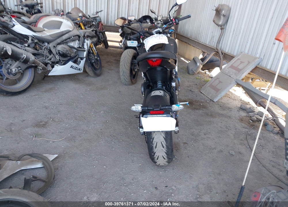 2023 TRIUMPH MOTORCYCLE TRIDENT 660 VIN: SMTL10UL8PTBH2039