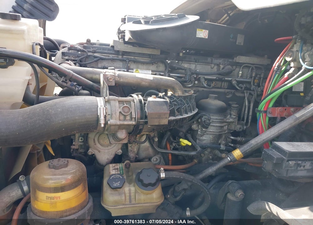2015 FREIGHTLINER CASCADIA 125 VIN: 3AKJGLD50FSGM6072