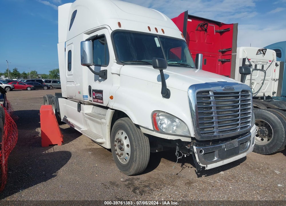 2015 FREIGHTLINER CASCADIA 125 VIN: 3AKJGLD50FSGM6072