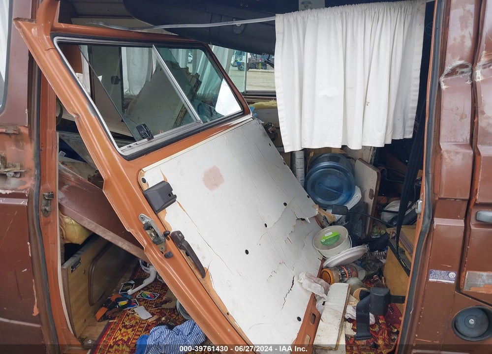 1980 VOLKSWAGON VANAGON VIN: 25A0009264