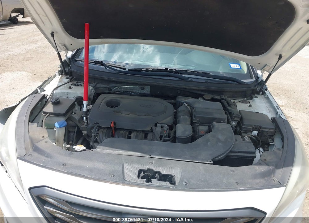 2015 HYUNDAI SONATA SPORT VIN: 5NPE34AF0FH230754