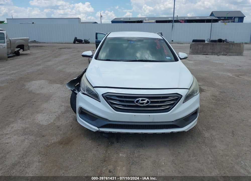 2015 HYUNDAI SONATA SPORT VIN: 5NPE34AF0FH230754
