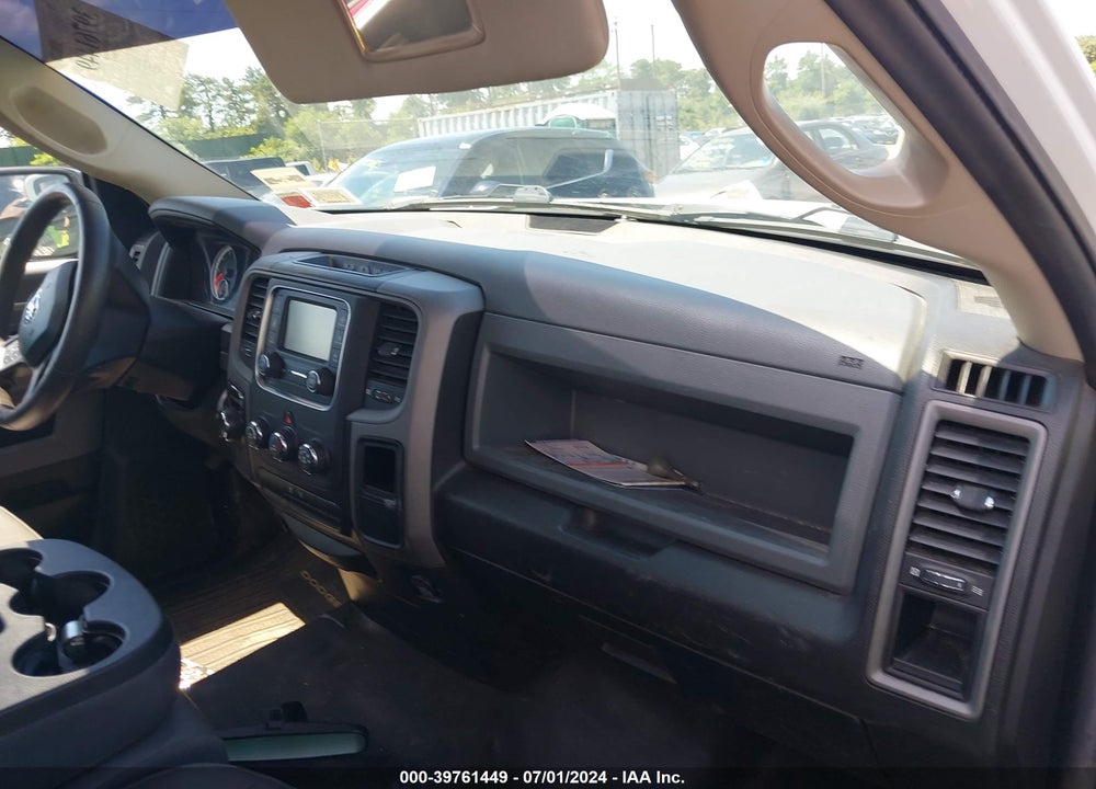 2019 RAM 1500 CLASSIC TRADESMAN REGULAR CAB 4X2 8' BOX VIN: 3C6JR6DG1KG612167