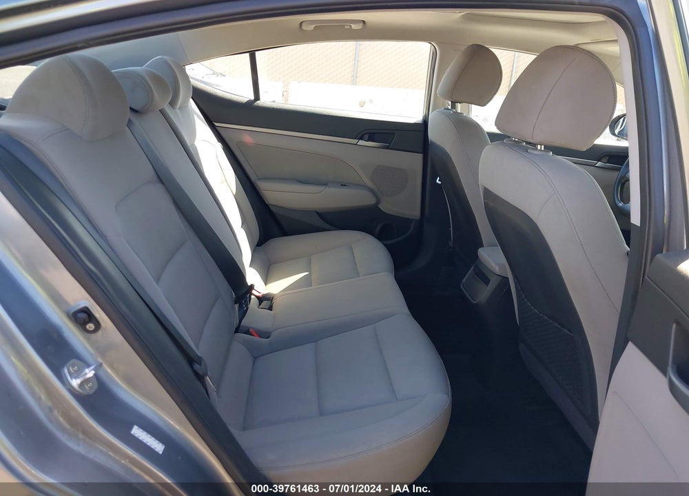 2018 HYUNDAI ELANTRA VALUE EDITION VIN: KMHD84LF1JU452014