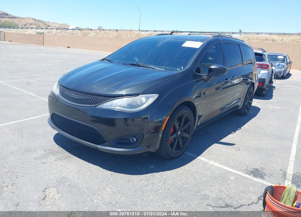 2019 CHRYSLER PACIFICA TOURING L VIN: 2C4RC1BG5KR651762