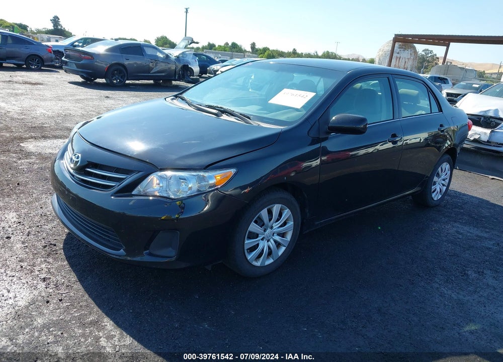 2013 TOYOTA COROLLA LE VIN: 5YFBU4EE4DP083257