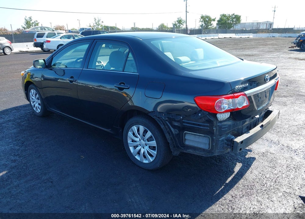 2013 TOYOTA COROLLA LE VIN: 5YFBU4EE4DP083257