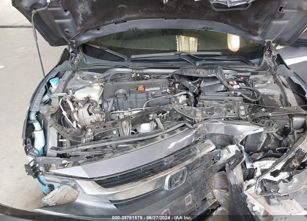 2018 HONDA CIVIC LX VIN: 2HGFC2F56JH593507