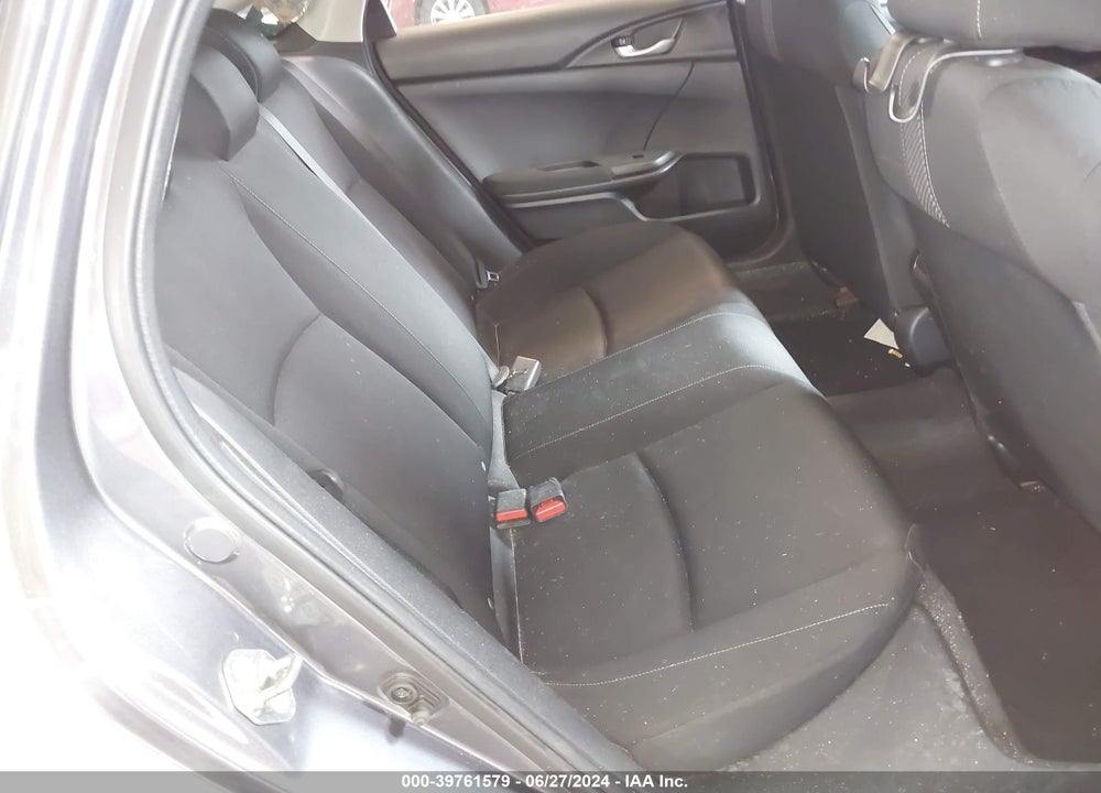 2018 HONDA CIVIC LX VIN: 2HGFC2F56JH593507