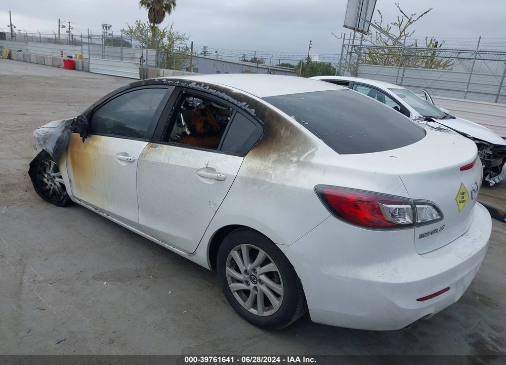 2013 MAZDA 3 I GRAND TOURING VIN: JM1BL1WP8D1775284