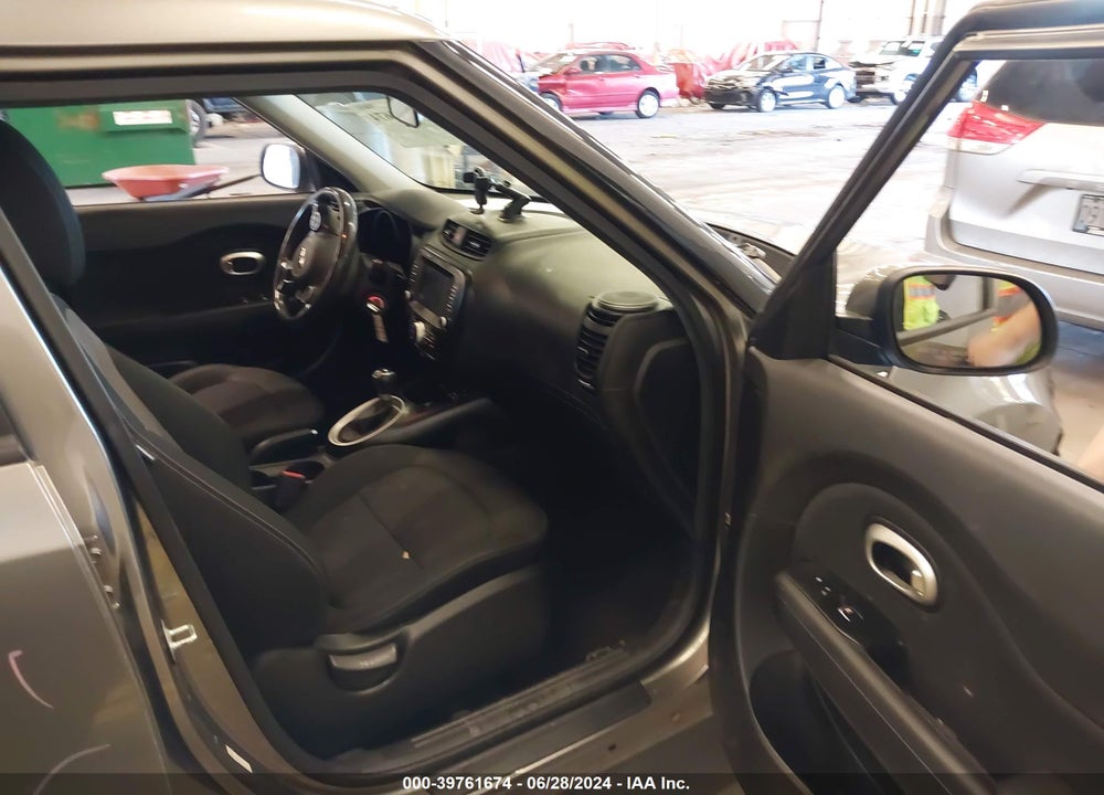 2018 KIA SOUL VIN: KNDJP3A52J7537621