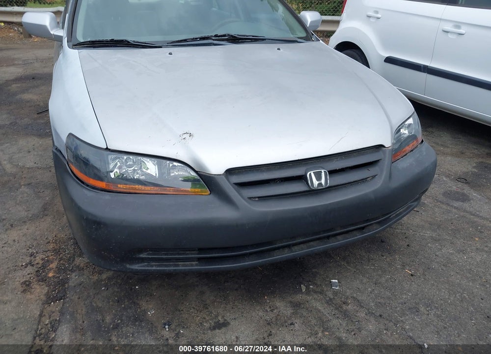 2002 HONDA ACCORD 2.3 SE VIN: JHMCG567X2C018872