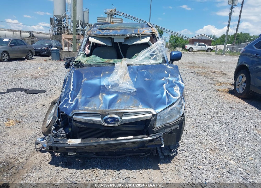 2016 SUBARU FORESTER VIN: JF2SJADC5GH476211