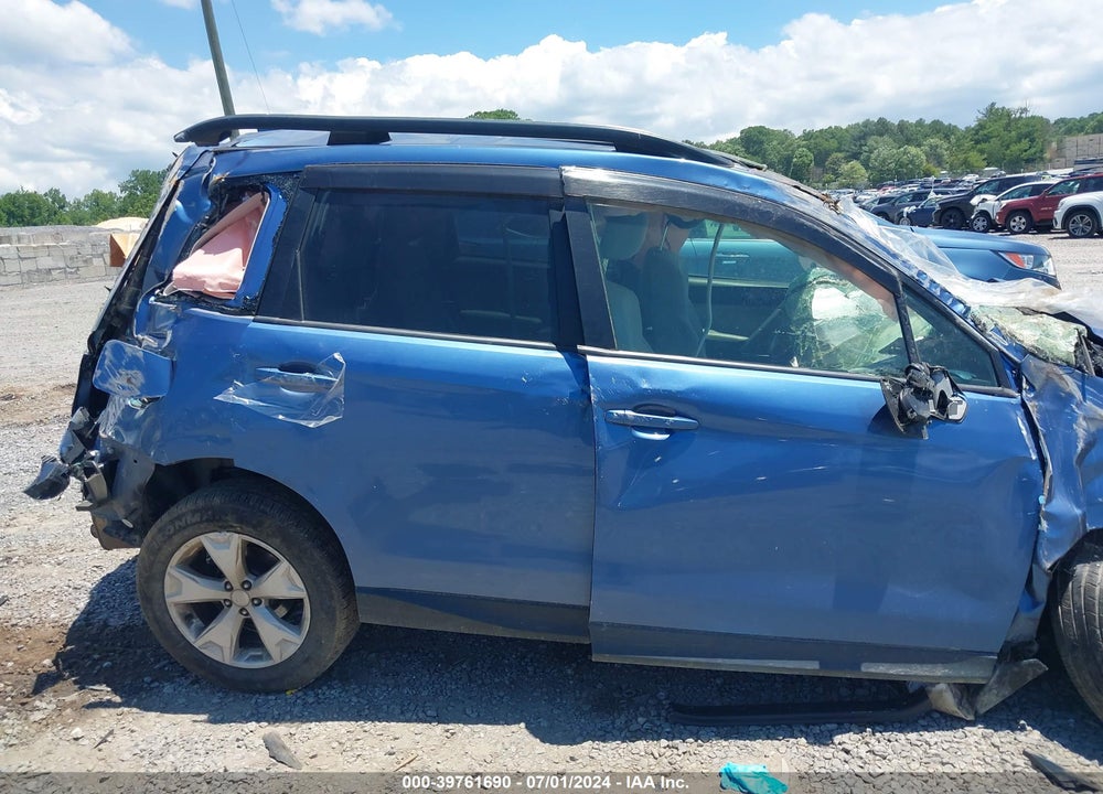 2016 SUBARU FORESTER VIN: JF2SJADC5GH476211
