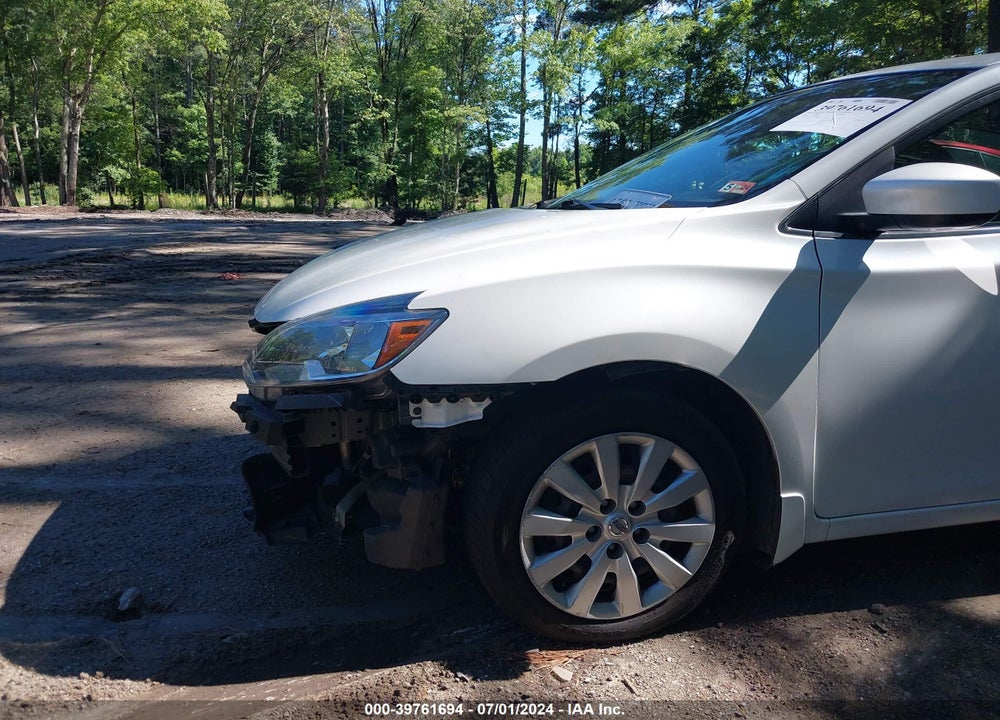 2017 NISSAN SENTRA SV VIN: 3N1AB7AP4HY260618