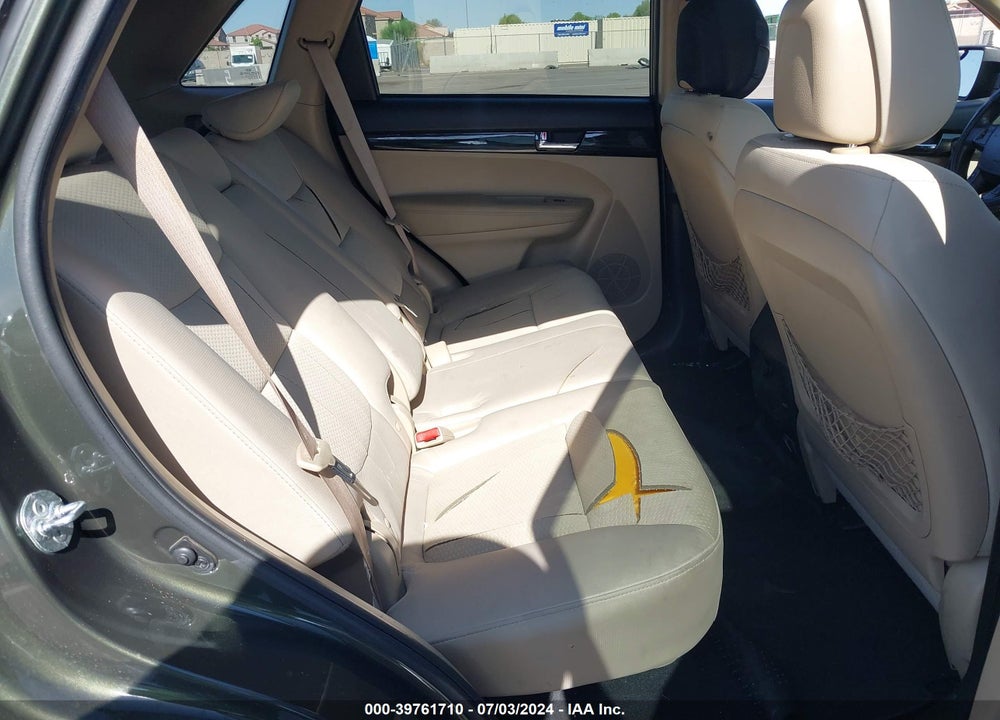 2013 KIA SORENTO LX VIN: 5XYKTCA67DG334224