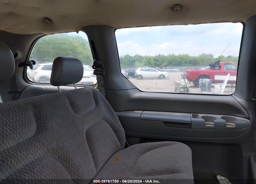 2000 DODGE CARAVAN VIN: 2B4FP25B7YR770190