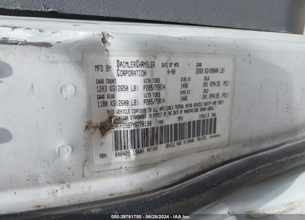 2000 DODGE CARAVAN VIN: 2B4FP25B7YR770190