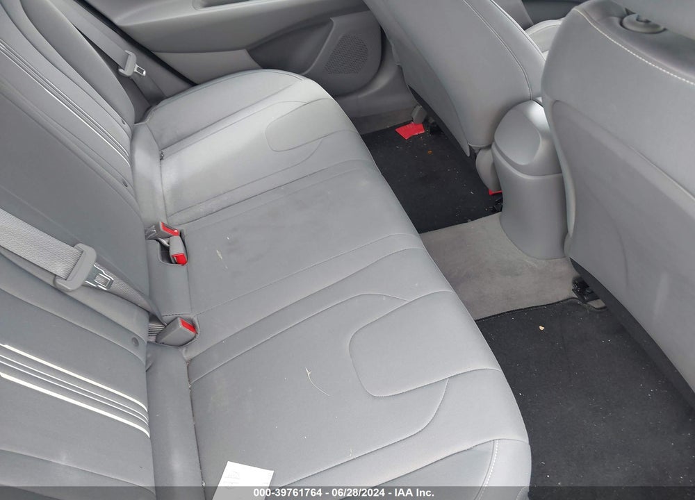 2022 HYUNDAI ELANTRA SEL VIN: 5NPLM4AG3NH072616