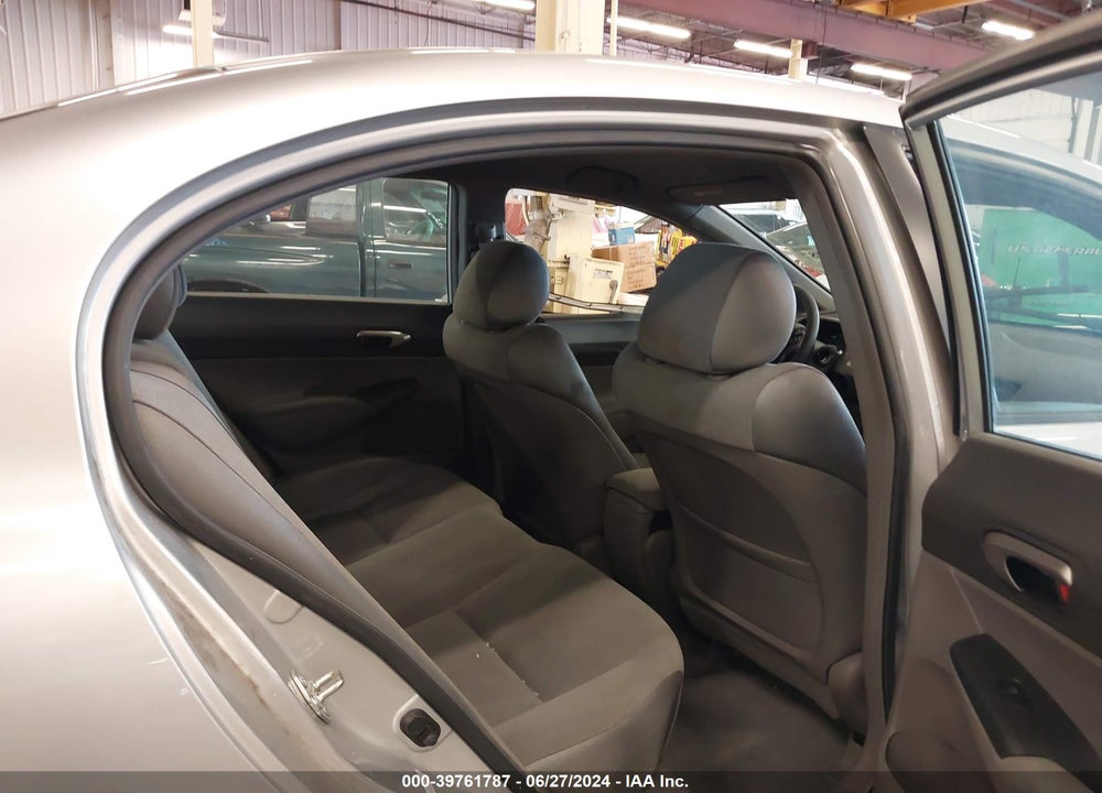 2007 HONDA CIVIC LX VIN: 1HGFA16557L027883