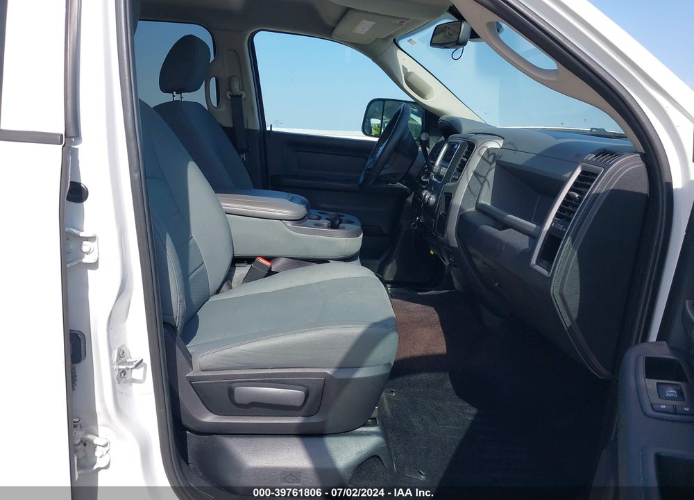 2016 RAM 2500 TRADESMAN VIN: 3C6TR4CT1GG367373