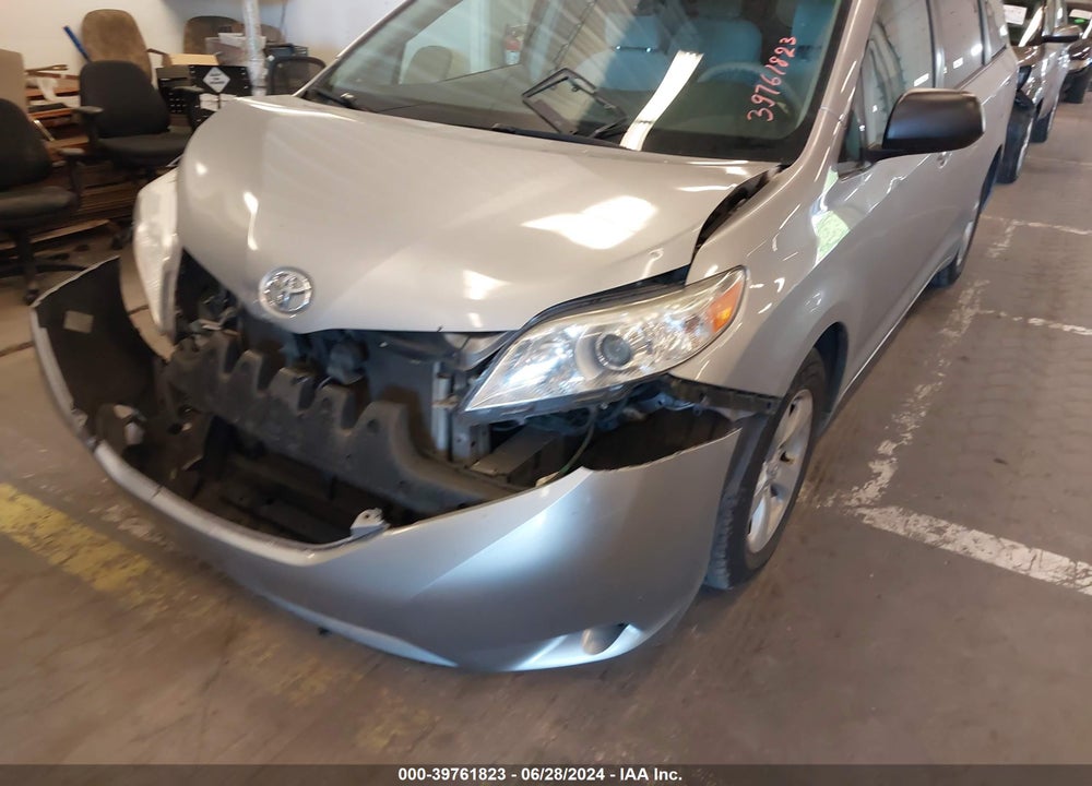 2012 TOYOTA SIENNA LE V6 8 PASSENGER VIN: 5TDKK3DC2CS253668