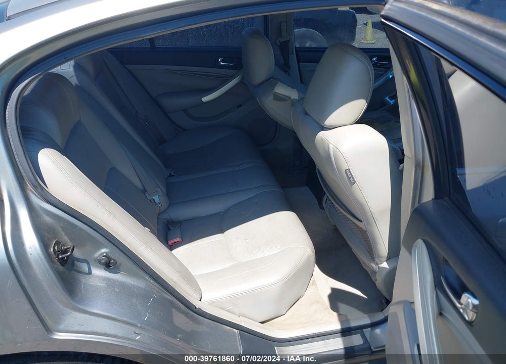 2005 INFINITI G35X VIN: JNKCV51FX5M307270
