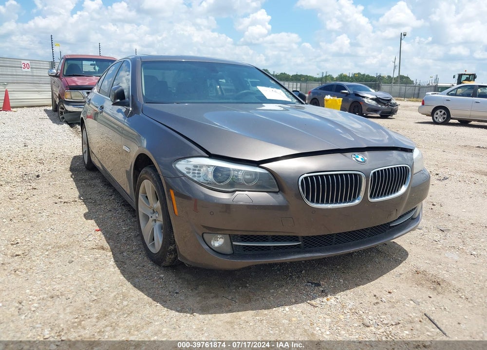 2013 BMW 528I VIN: WBAXG5C59DDY37856