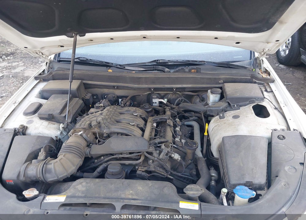 2010 HYUNDAI GENESIS 3.8 VIN: KMHGC4DE3AU100036