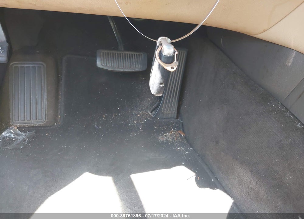 2010 HYUNDAI GENESIS 3.8 VIN: KMHGC4DE3AU100036