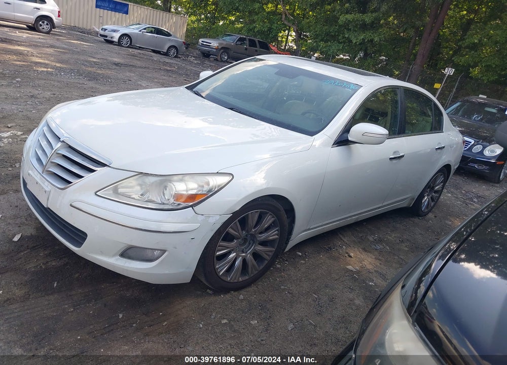 2010 HYUNDAI GENESIS 3.8 VIN: KMHGC4DE3AU100036