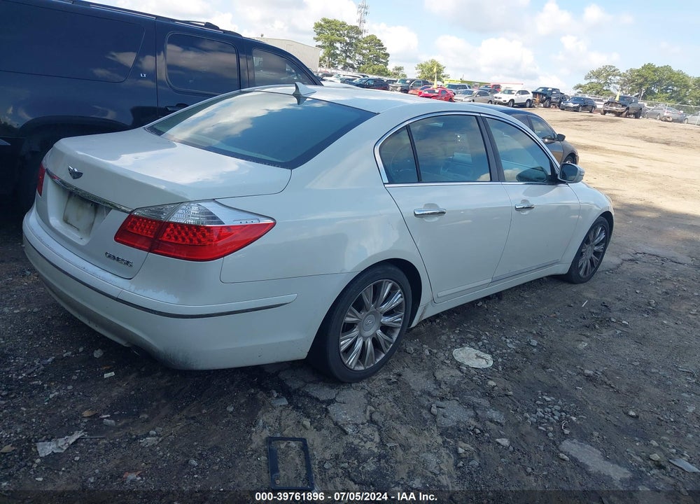 2010 HYUNDAI GENESIS 3.8 VIN: KMHGC4DE3AU100036