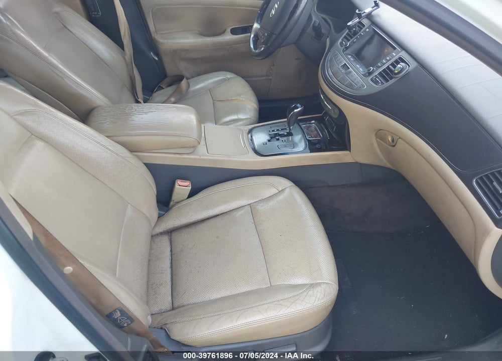 2010 HYUNDAI GENESIS 3.8 VIN: KMHGC4DE3AU100036