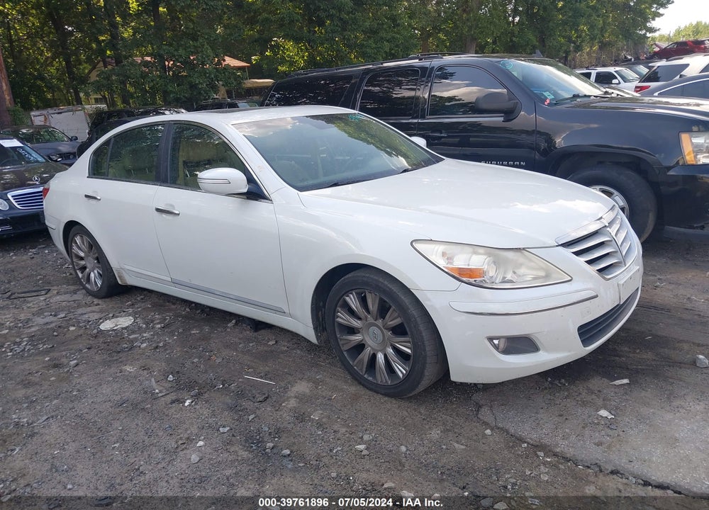 2010 HYUNDAI GENESIS 3.8 VIN: KMHGC4DE3AU100036