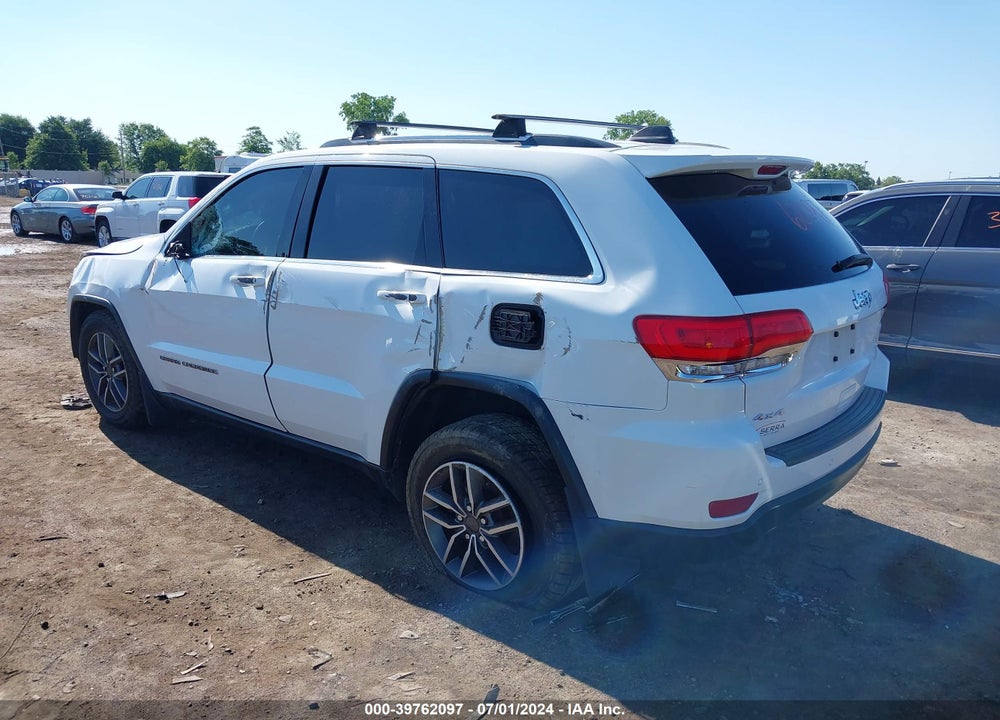 2017 JEEP GRAND CHEROKEE LAREDO 4X4 VIN: 1C4RJFAG6HC883017