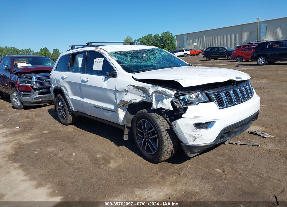 2017 JEEP GRAND CHEROKEE LAREDO 4X4 VIN: 1C4RJFAG6HC883017