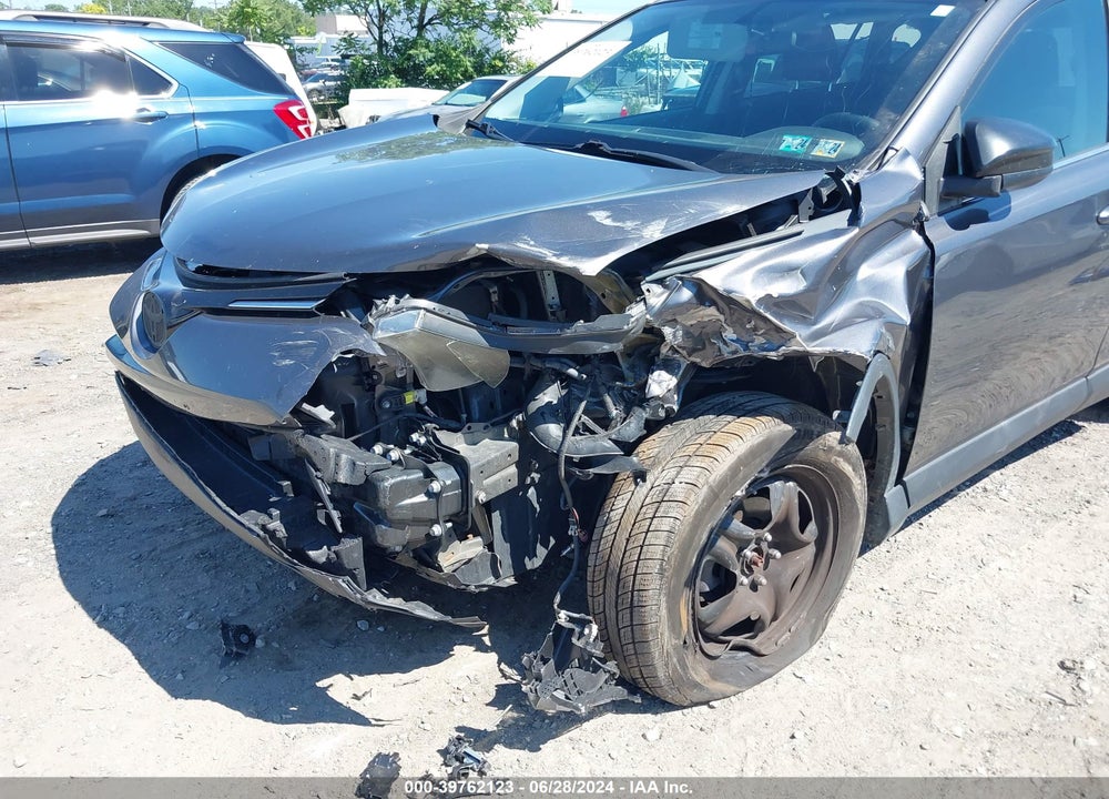 2016 TOYOTA RAV4 LE VIN: 2T3BFREV3GW447086