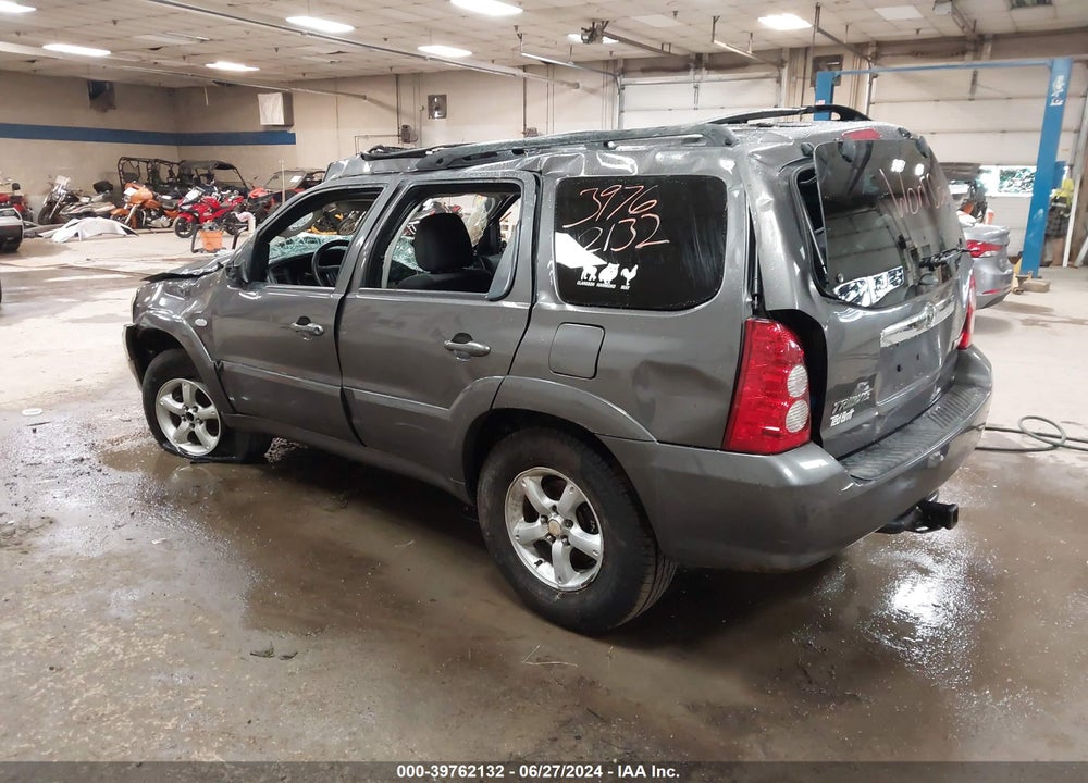 2005 MAZDA TRIBUTE S VIN: 4F2YZ04105KM36855
