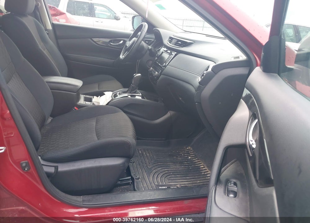 2018 NISSAN ROGUE SV VIN: 5N1AT2MV4JC701522