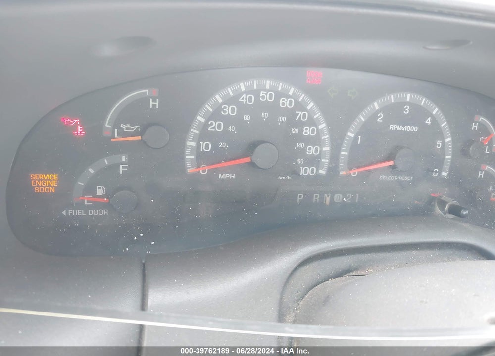 2001 FORD F-150 XL/XLT VIN: 2FTRF17W61CA56086