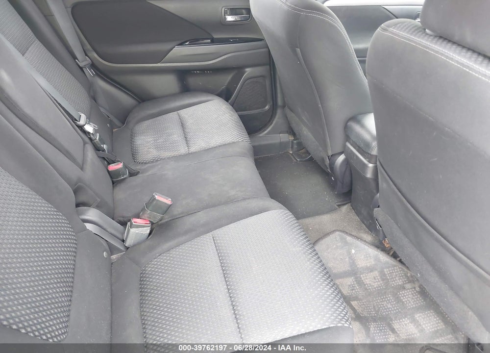 2018 MITSUBISHI OUTLANDER SE VIN: JA4AZ3A34JZ008565