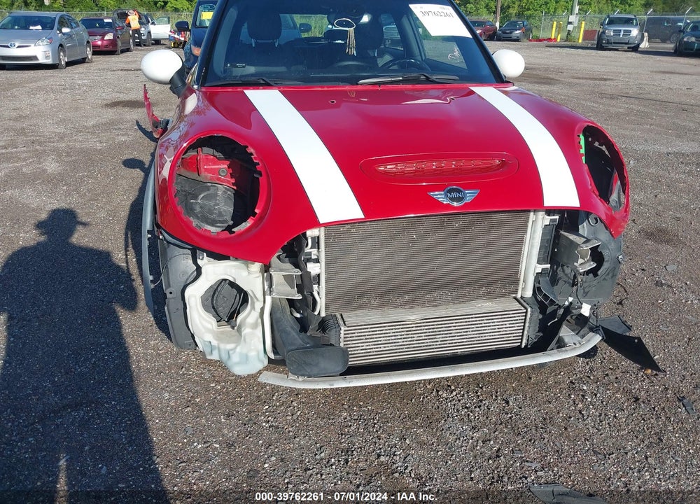 2016 MINI HARDTOP COOPER S VIN: WMWXP7C5XG2A42989