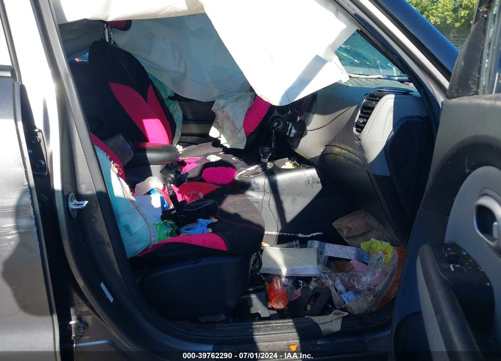 2017 KIA SOUL VIN: KNDJN2A24H7461495