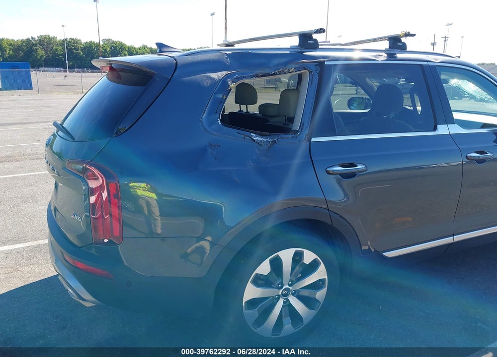 2020 KIA TELLURIDE S VIN: 5XYP6DHC0LG094303