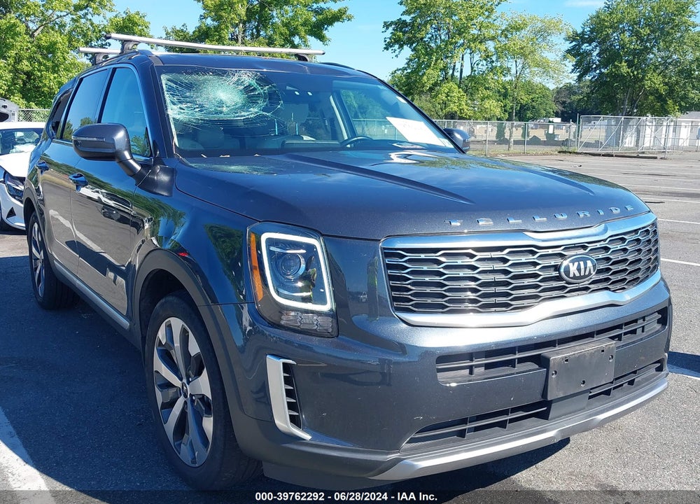 2020 KIA TELLURIDE S VIN: 5XYP6DHC0LG094303