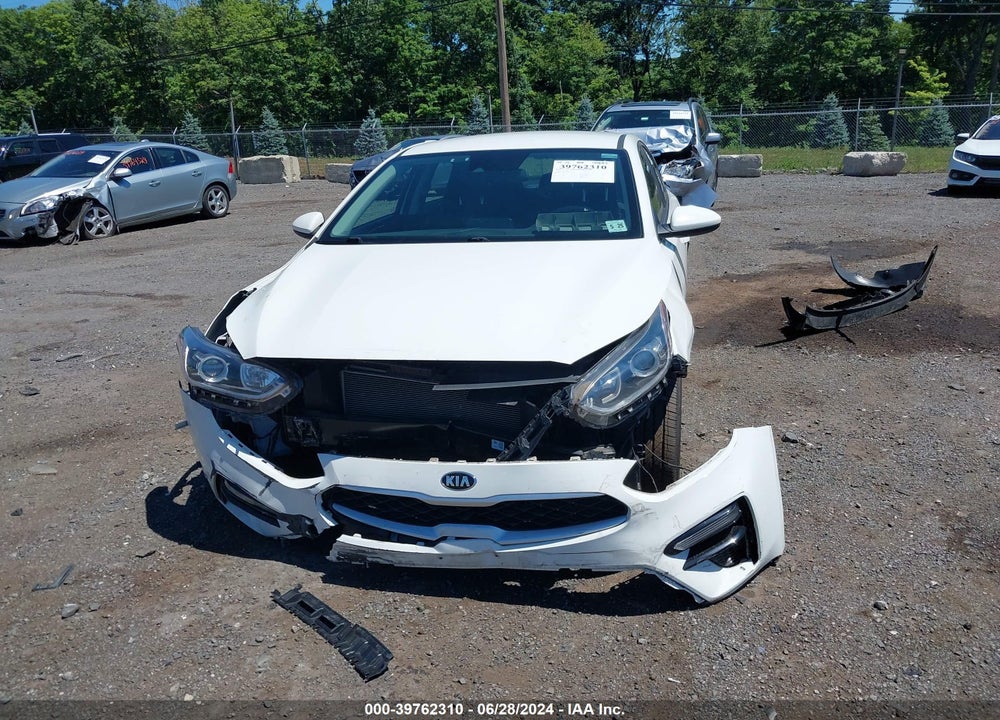 2020 KIA FORTE LXS VIN: 3KPF24AD6LE210367