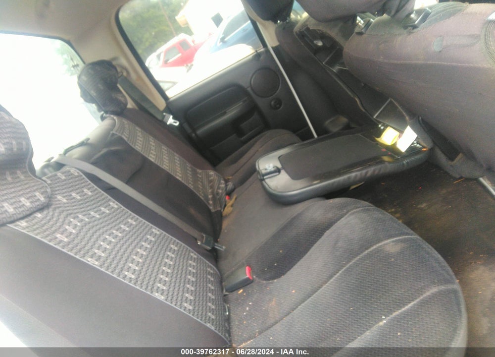 2005 DODGE RAM 1500 ST/SLT VIN: 1D7HA18N85J642303