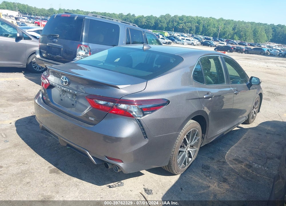 2021 TOYOTA CAMRY SE VIN: 4T1G11AK3MU584633