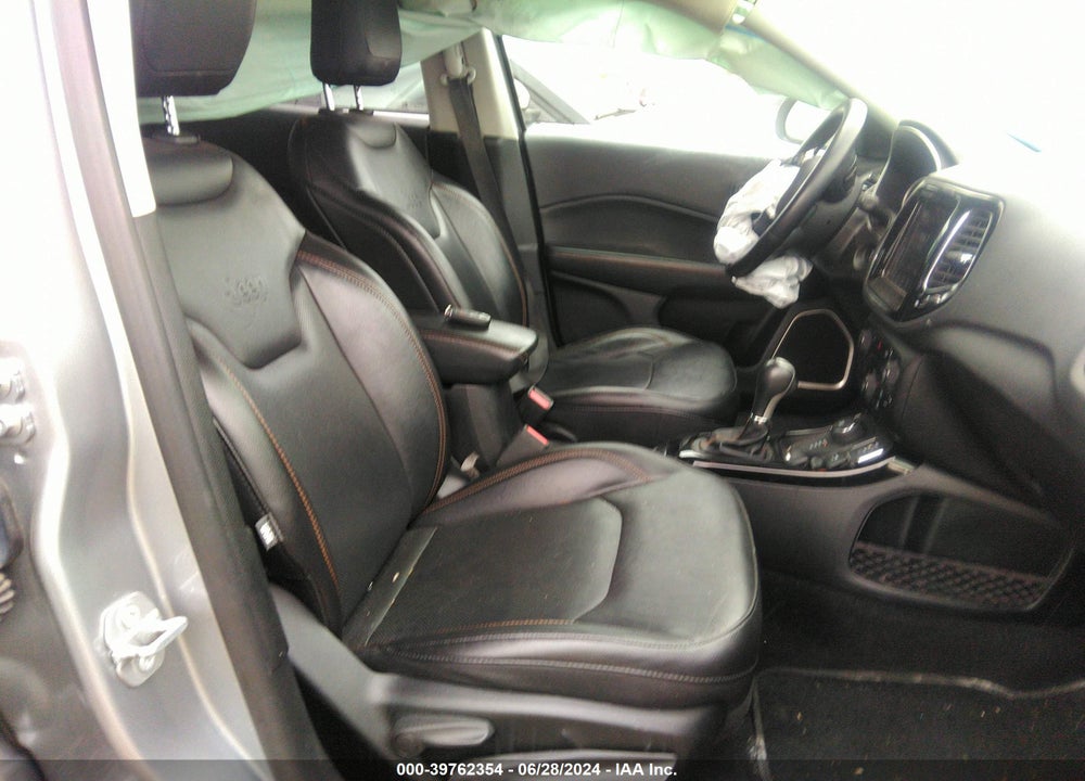 2019 JEEP COMPASS LIMITED 4X4 VIN: 3C4NJDCB7KT713877