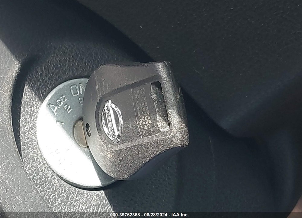 2016 NISSAN VERSA 1.6 SV VIN: 3N1CN7AP4GL887153